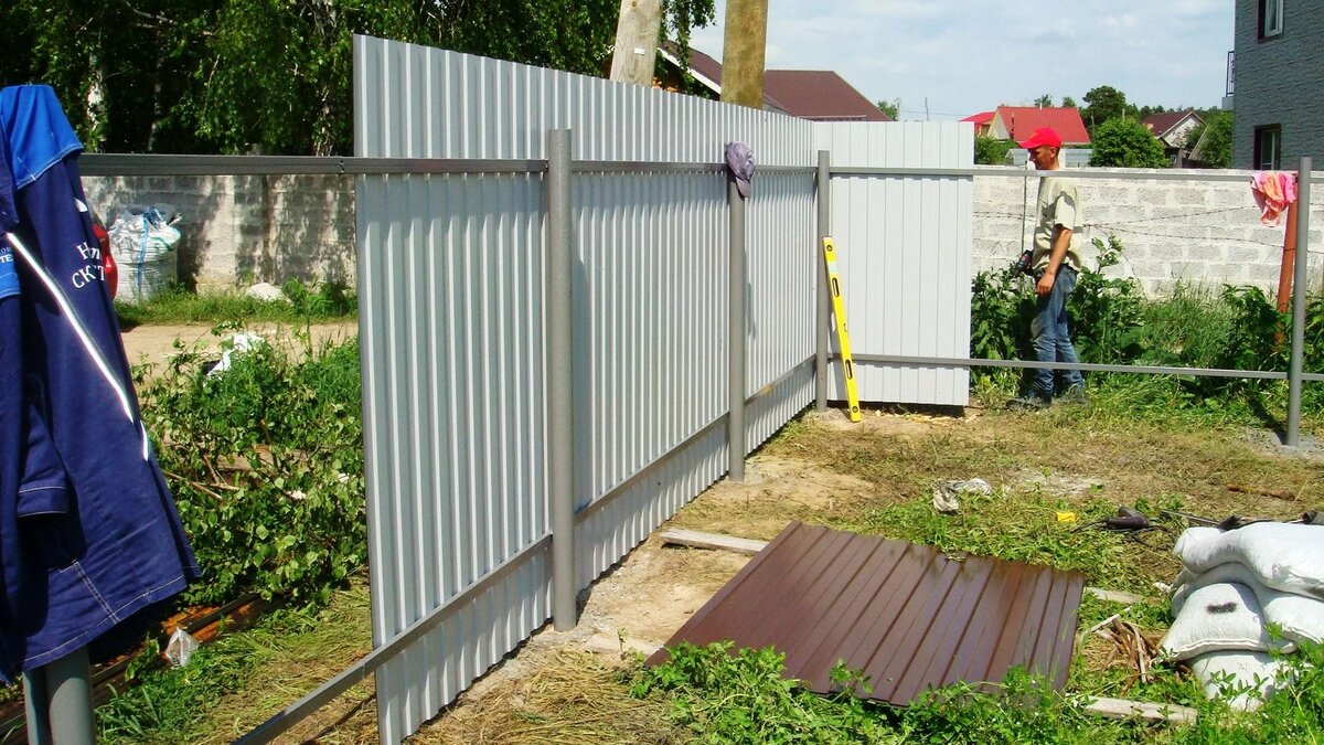 Где купить, и как установить забор?